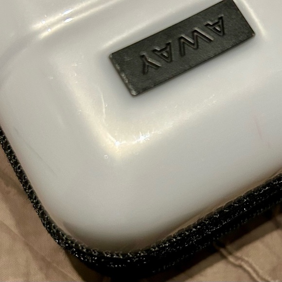 Away White Mini Storage Case - Picture 8 of 8